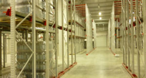 ТэчЭл – надежные потолочные стеллажи