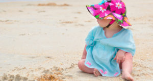 По каким критериям выбирать детскую одежду для пляжного отдыха