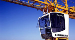 Аренда башенного крана – для сокращения затрат на строительные работы