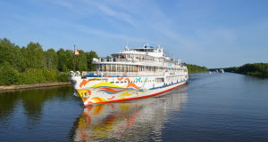 «Лада» — увлекательные речные круизы на Валаам и в другие известные места