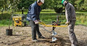 Затирочные машины и глубинные вибраторы, как особо востребованные в Санкт-Петербурге инструменты