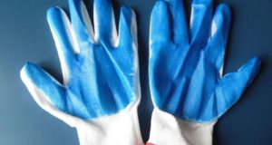 Рабочие перчатки: основные разновидности