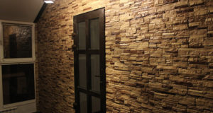 Декоративная плитка под камень – лучший вариант для внутренней отделки помещений
