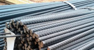 Какая арматура лучше: металлическая или композитная?