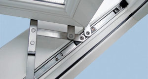 Достоинства использования фурнитуры MACO в окнах Рехау