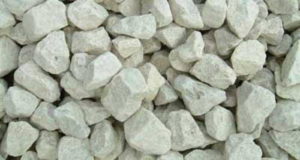 Известняковый щебень – характеристики и использование материала