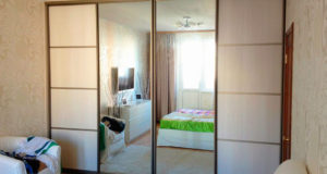 Конструкция встроенного шкафа купе